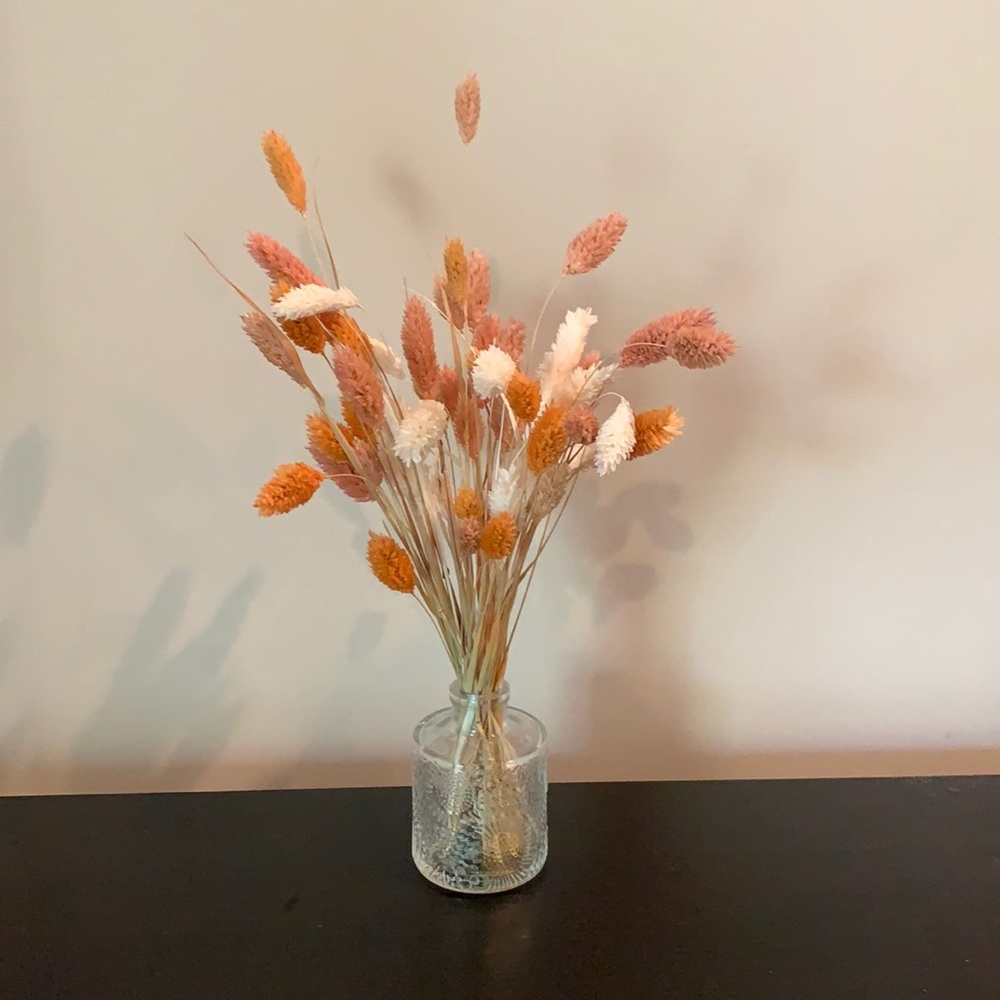 Small dried plant centerpiece